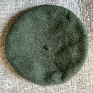 LF BERET OLIVE GREEN